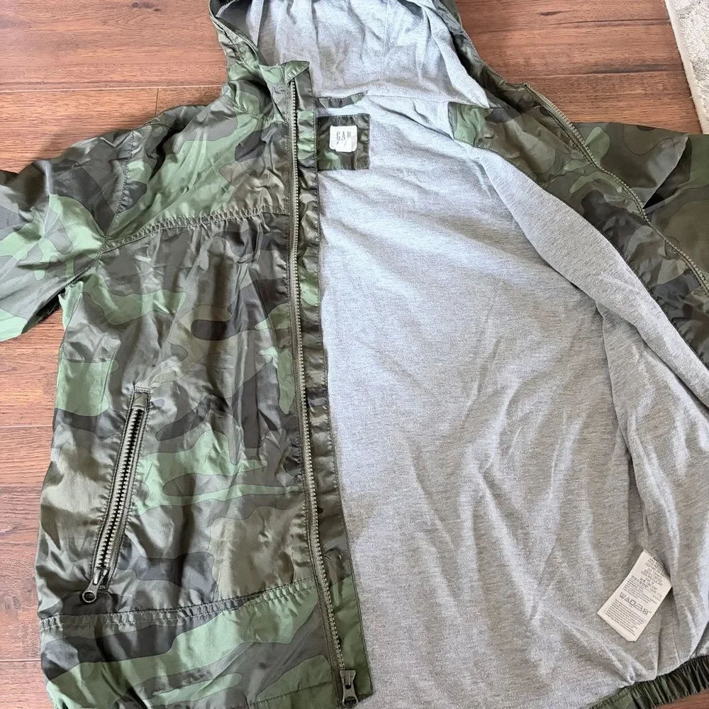 Gap Green Camouflage Kids Rain Jacket Comfortable Fit